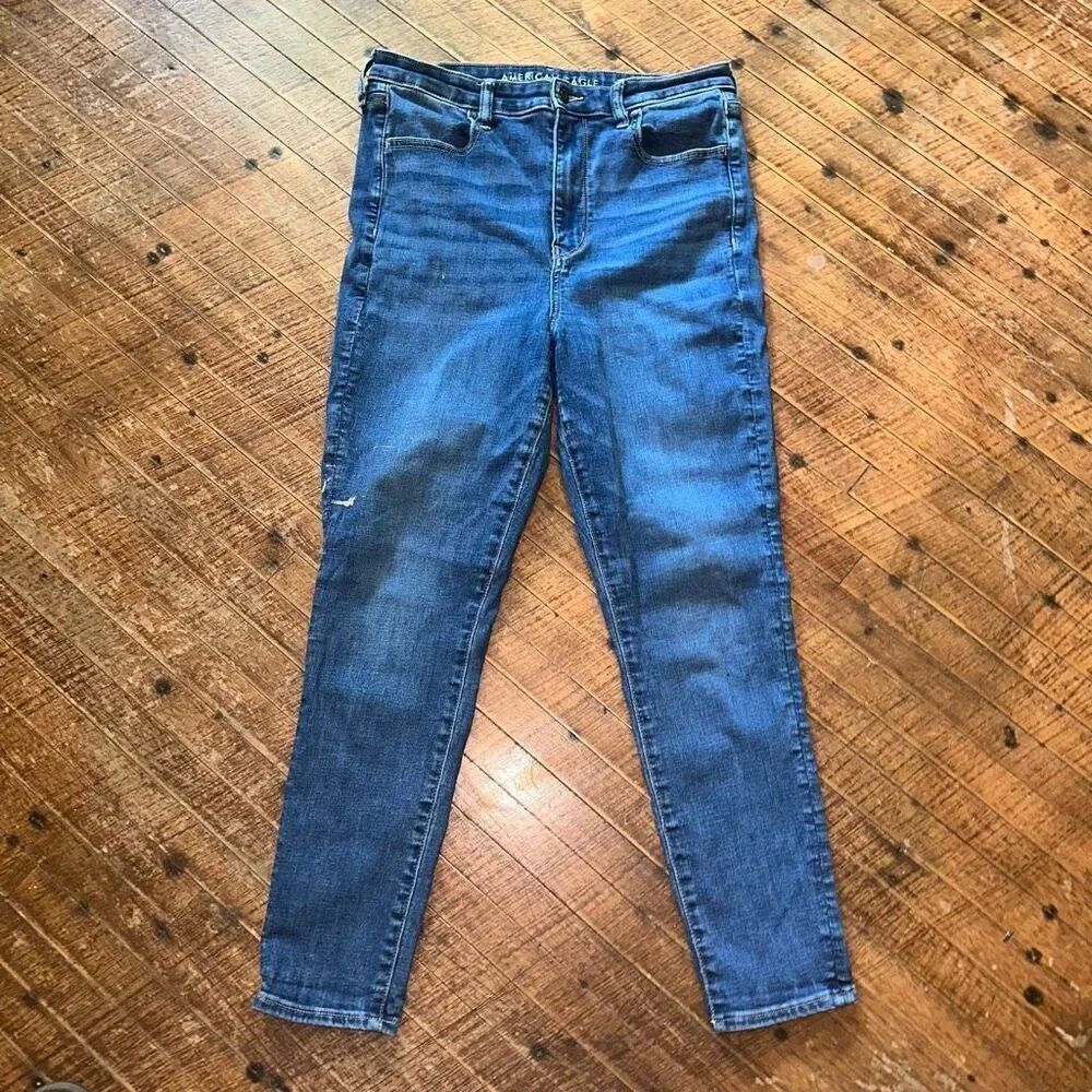 American Eagle highest rise stretchy jeggings mom jeans